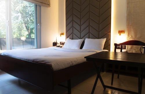 Koregaon Park Hotel | Hotel Cozy Inn