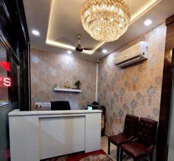 Jalandhar Hotel | Hotel Crown Inn