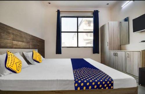 Rudrapur Hotel | Hotel CROWN PLAZA SK