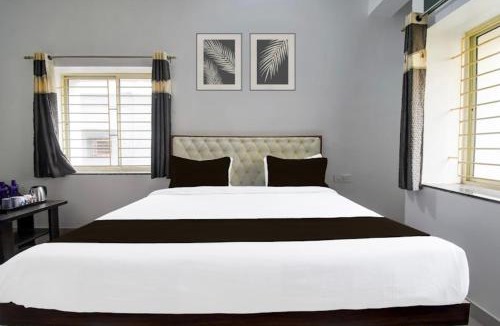 Patia Hotel | Hotel Crystal INN