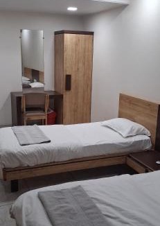 Bhilad Bed & Breakfast | Hotel Crystal inn