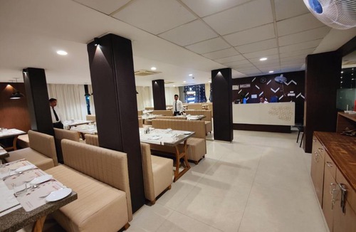 Anand Hotel | Hotel Darshan Inn