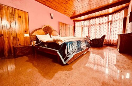 Old Manali Hotel | Hotel Daulat - Top Rated and Most Awarded Property In Manali