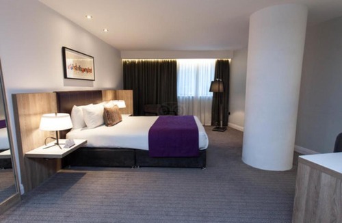 Aerocity Hotel | Hotel DE Olive Aero Suites Near Delhi Airport IGI