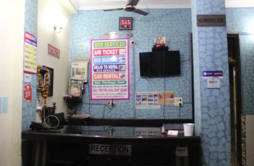 Nizamuddin East Hotel | Hotel Deurali Deluxe -02 Minutes Walk Nizamuddin Railway Station