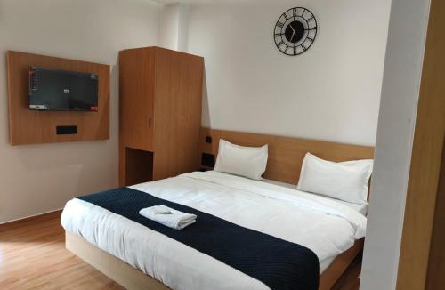 Sualkuchi Bed & Breakfast | Hotel DG Residency