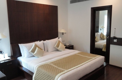 New Friends Colony Hotel | Hotel Divine Paradise