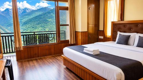 Chaurah House | Hotel Diwan Sachpass Himalayan Brothers