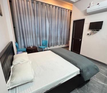 Bhopal Hotel | Hotel Dream Crown
