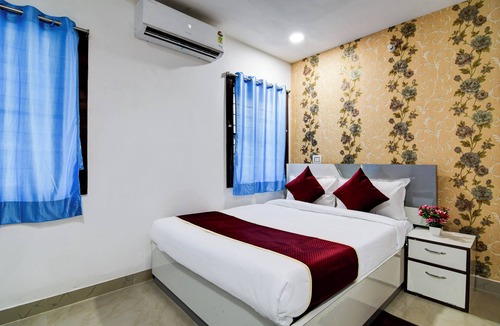 Kolkata Hotel | Hotel Dream Star