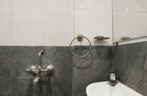 Goregaon East Hotel | Hotel Elegance