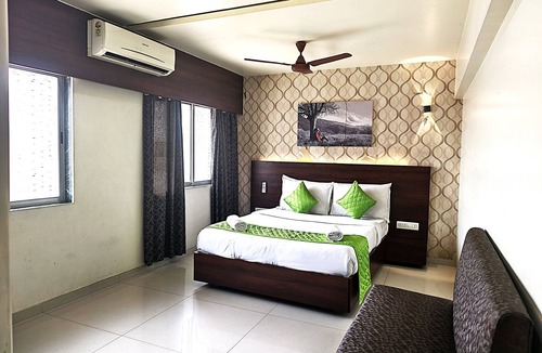 Airoli Hotel | Hotel Express Airoli