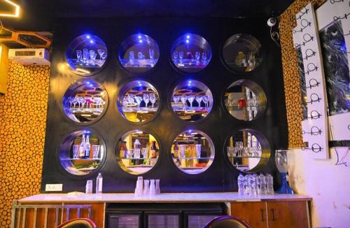 Chandauli House | Hotel First Impression