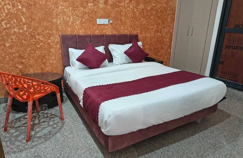 Sitapura Hotel | Hotel Funday Grand