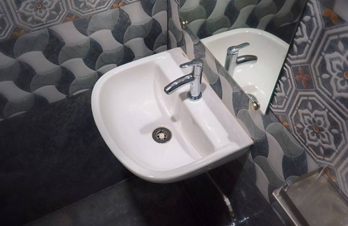 Chitrakoot Hotel | HOTEL GANGA RAM