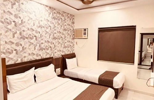 Kurla West Hotel | Hotel Garden Palace