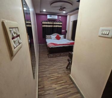 Chinar Park House | Hotel Golden Rose