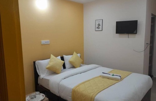 JP Nagar Hotel | Hotel Golden Stay
