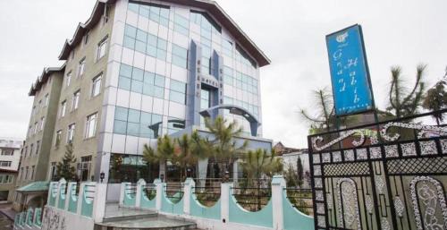 Rajbagh Hotel | Hotel Grand Habib