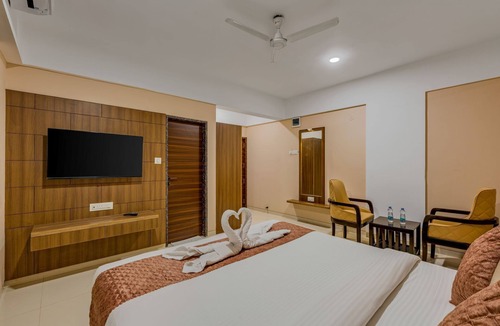 Badami Hotel | Hotel Grand Heritage