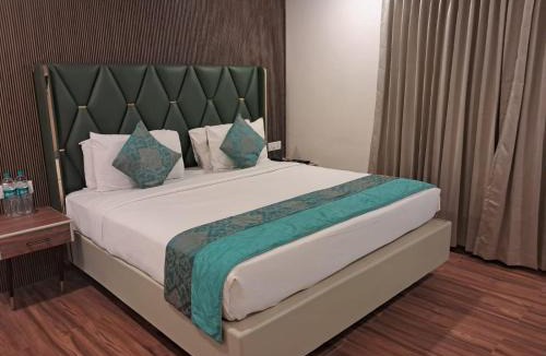 Porur Hotel | Hotel Grand Residence Chennai