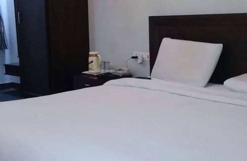 Pilibhit Hotel | Hotel Grand Sharda