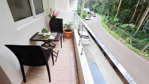 Yercaud Hotel | Hotel Grand Square