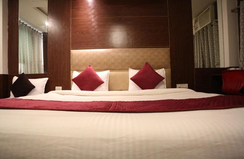 South West Hotel | HOTEL Grand urban luxury Near Delhi Airport