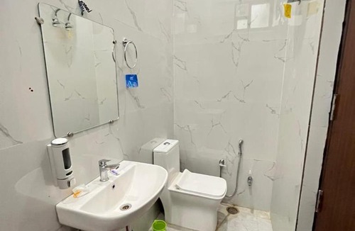 Green Park Hotel | Hotel Green Apple - Green Park Metro