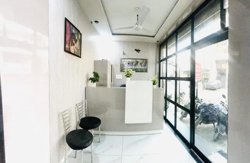Bareilly Hotel | Hotel Green Apple