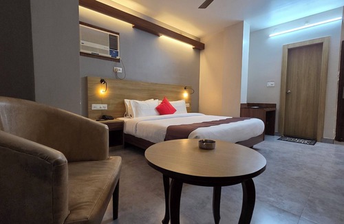 Jorhat Hotel | Hotel Gulmohar Grand