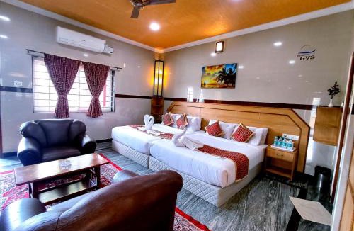 Yercaud Hotel | Hotel GVS Residency
