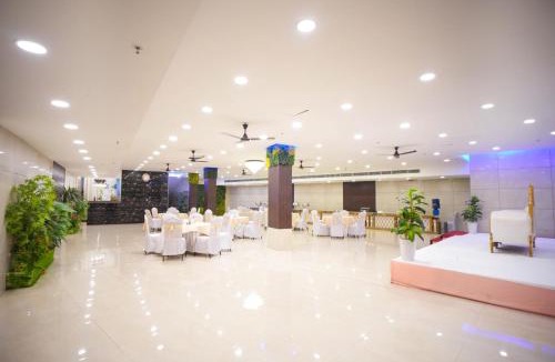 DLF City Hotel | Hotel Haris MG Road Gurugram