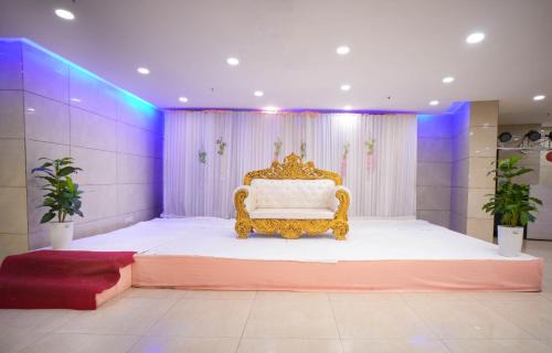 DLF City Hotel | Hotel Haris MG Road Gurugram