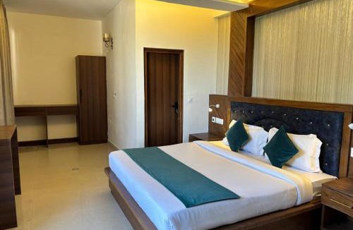 Kasauli Hotel | Hotel Heaven and Hills