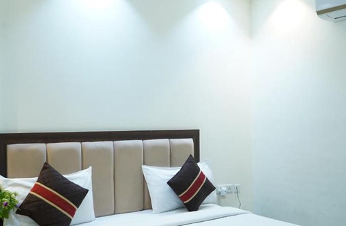 Delhi Hotel | Hotel High Residency