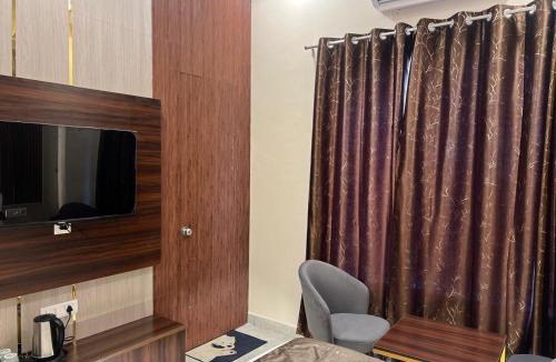 Hasanpur Hotel | Hotel Highway Retreat