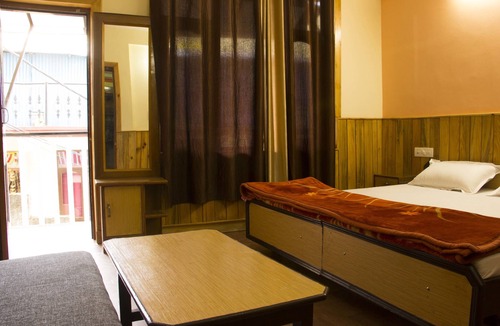 McLeod Ganj Hotel | Hotel Hill Town