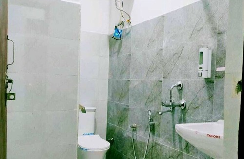 Gobind Dham Hotel | Hotel Himsarovar And Restaurant