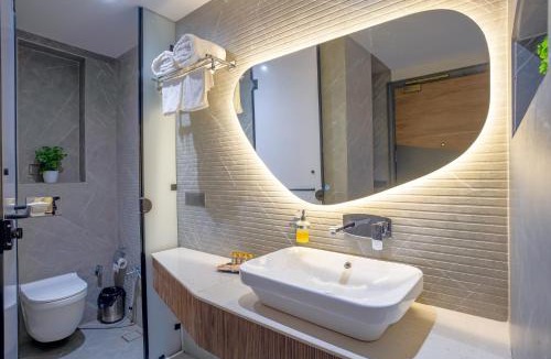Delhi Hotel | Hotel IKOY A Luxury Boutique Near Ashok Vihar & Model Town