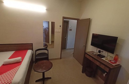 Police Bazar Hotel | HOTEL INDIANA