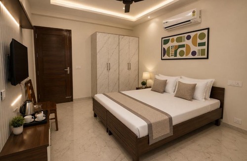 Manimajra House | Hotel IT Park Home Stay Near DLF City Centre Mall Unmarried Couple Not Allowed