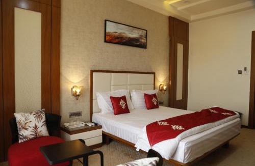 Wani Hotel | Hotel Jannat Celebration
