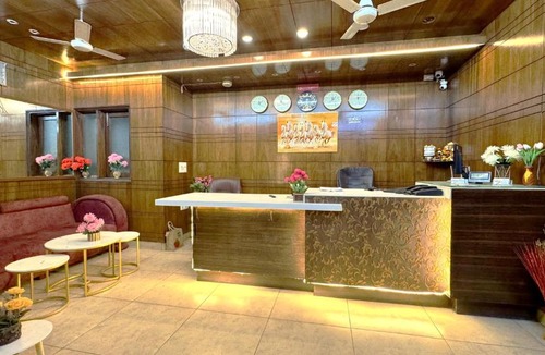 Jasola Hotel | HOTEL JASHN INN Near Apollo Hospital