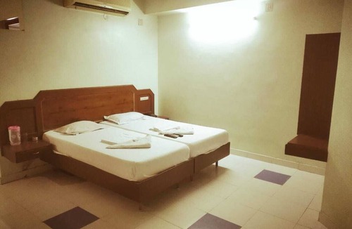 Madurai Hotel | Hotel Jeyasakthi