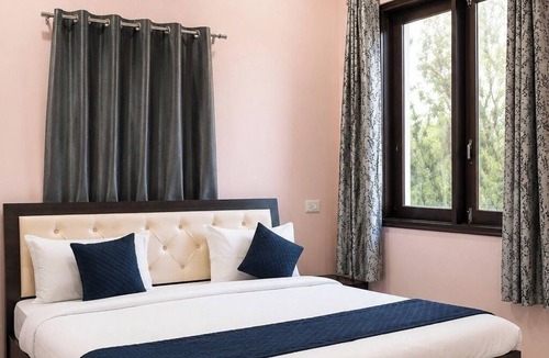 Varanasi Hotel | Hotel JK Blue Heaven