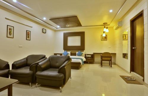 Ahmedabad City Centre Hotel | Hotel Kamran Palace