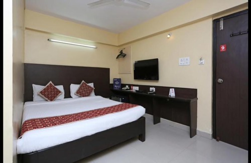 Lakdi Ka Pul Hotel | Hotel Kanha Grand