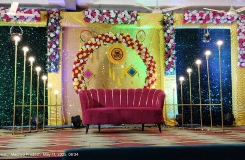 Badnawar Hotel | Hotel Karishma Palace Badnawar