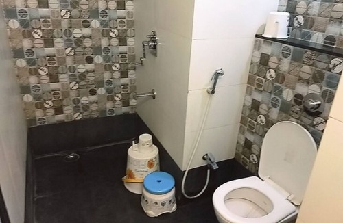 Jaora Hotel | Hotel Karnawat Avenue
